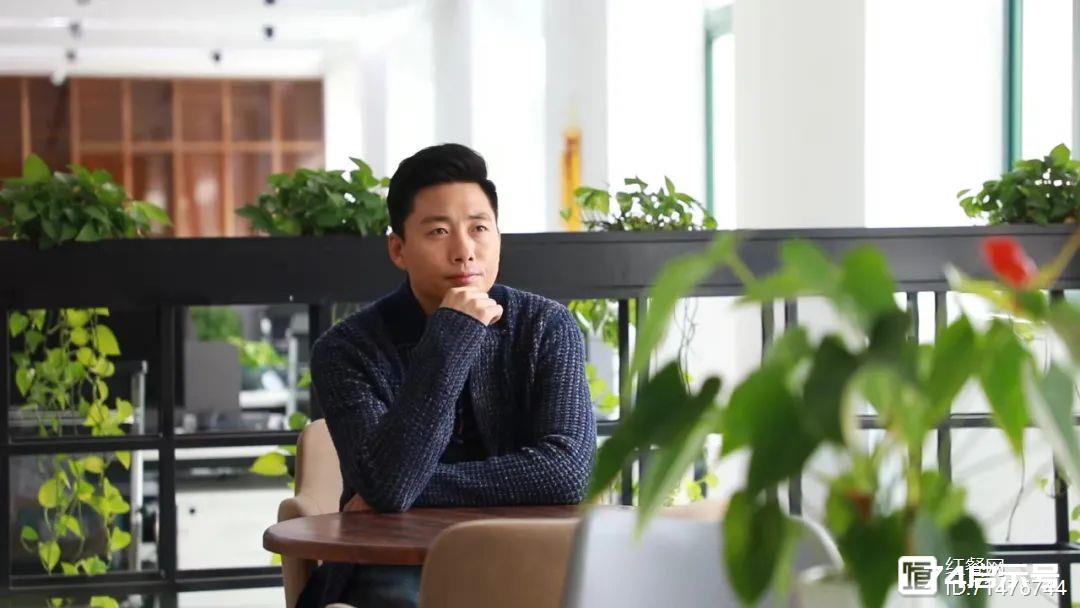 直播带货千万元，鲁菜大师刘强的短视频之路给厨师带来什么启示？