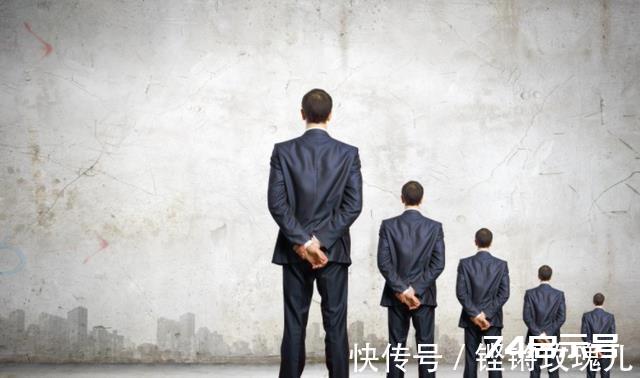“草包”领导的6大特征,遇到这样的领导,根本不值得追随 “草包”领导的6大特征,遇到这样的领导,根本不值得追随