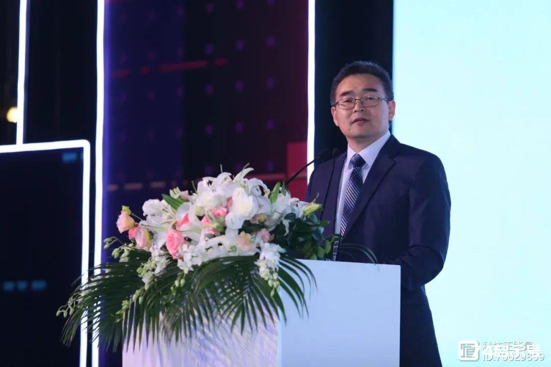 华为数字能源,“绿色+智能”赋能数据中心 华为数字能源,“绿色+智能”赋能数据中心
