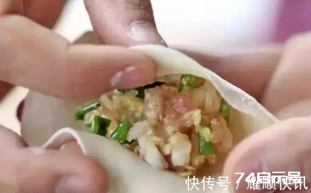 拌饺子馅用生油还是熟油？很多人都用错了，难怪饺子不香不入味！