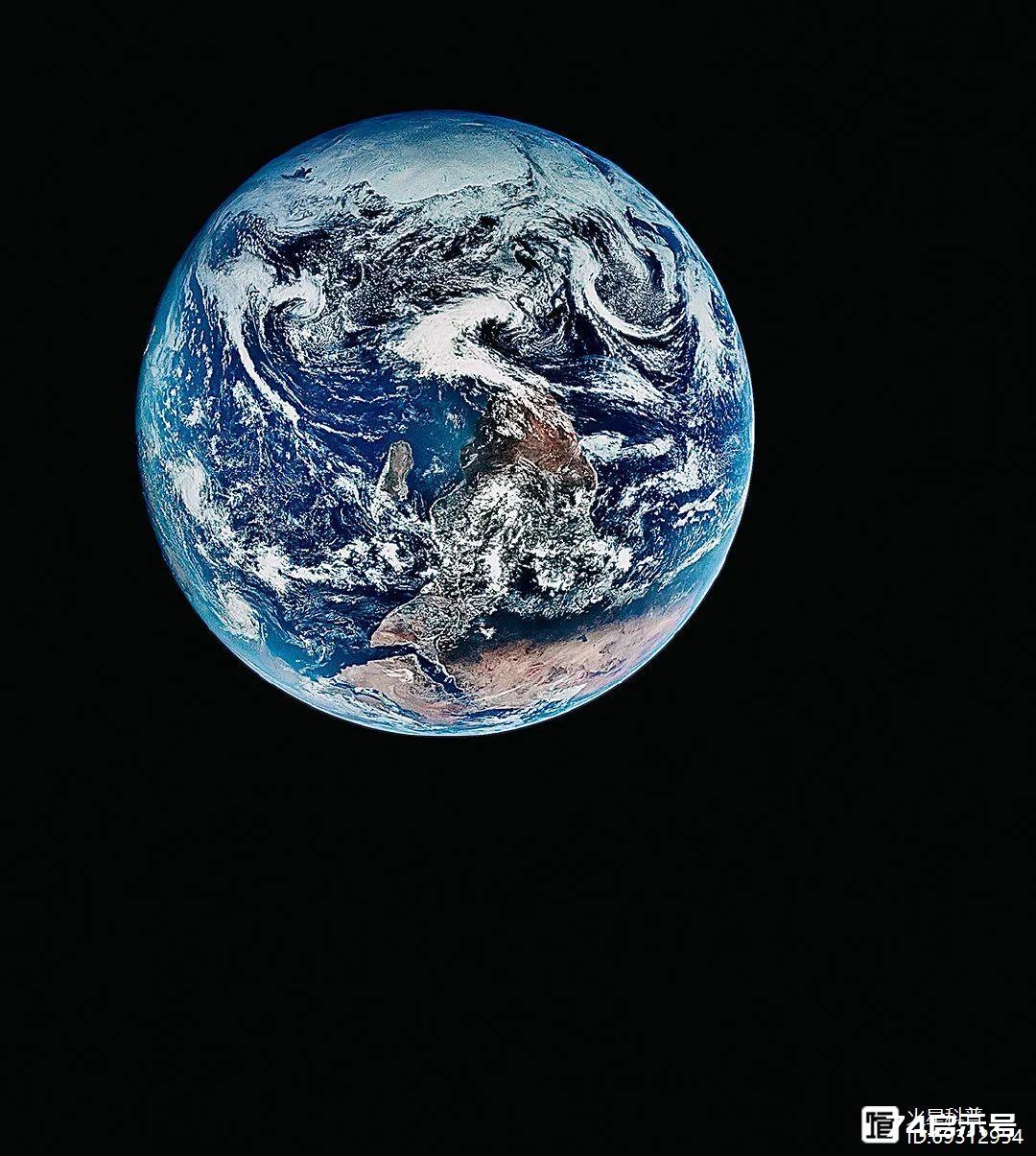 地球有多渺小？已飞231.1亿公里的飞船，最后拍摄的照片让人深思