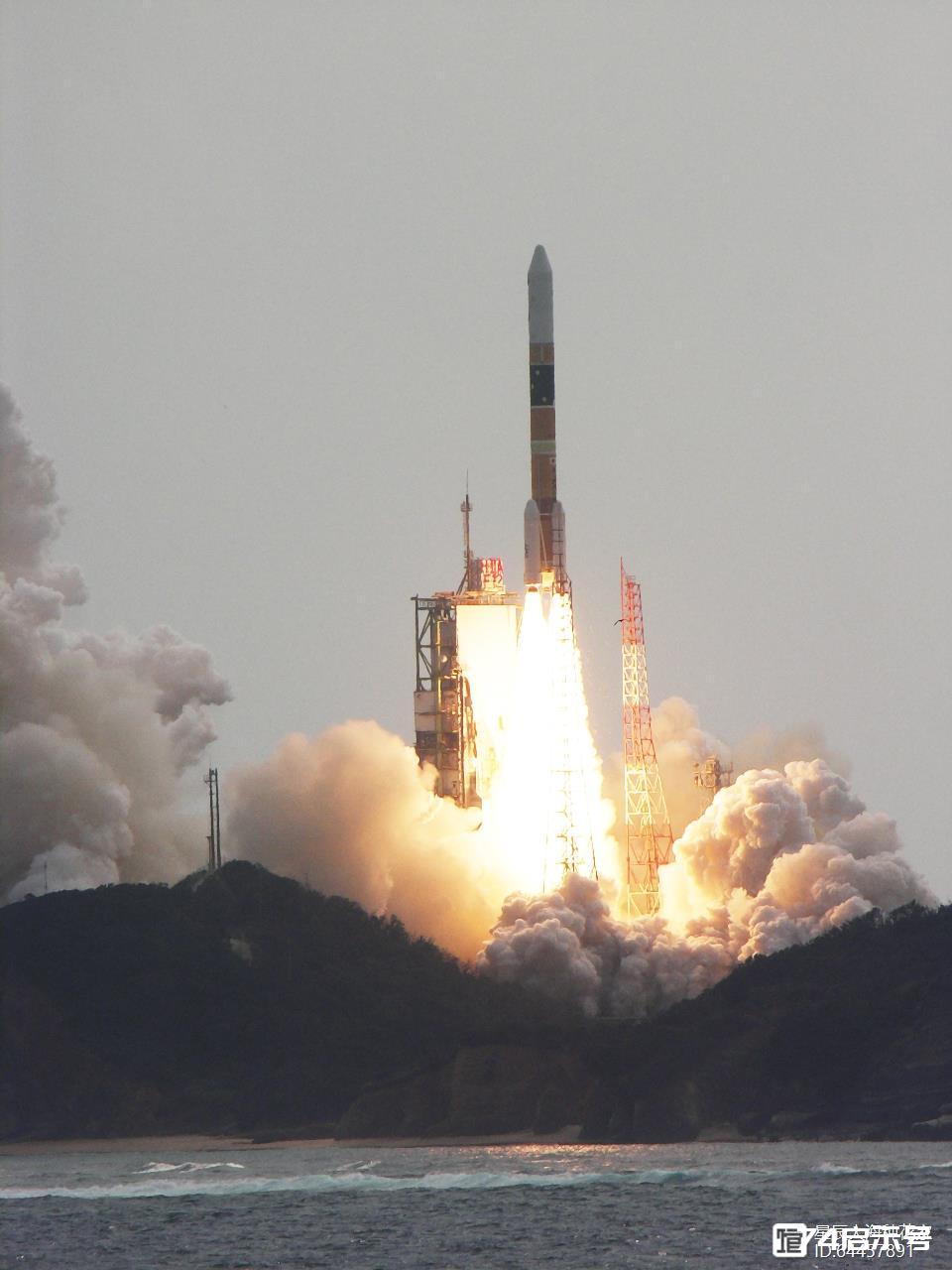 中国嫦娥五号绝杀日本探测器，2020全球航天第一