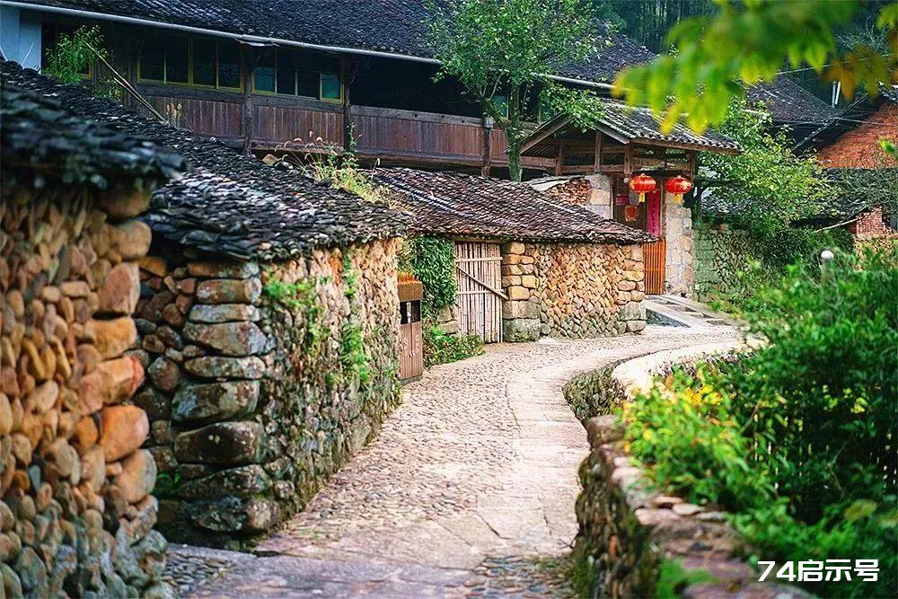 浙江周边这些神秘的石头村，原始而朴素，小众冷门还野趣十足！