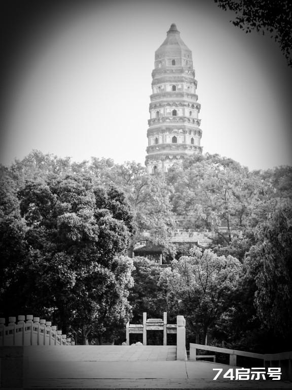 世界著名宗教建筑——中国的比萨斜塔——虎丘塔