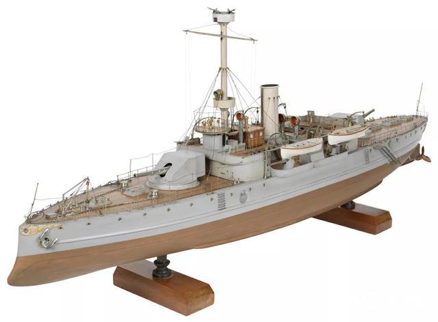 莫尼特号铁甲舰模型图片