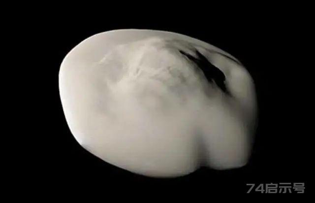 土星的奇葩卫星，有的像飞碟，有的像宇宙飞船，它们究竟从何而来？