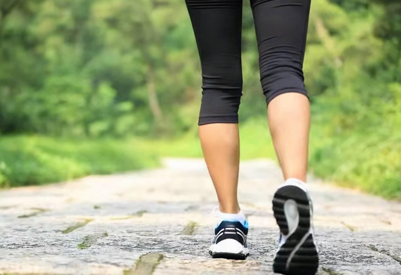 走路瘦身法管不管用（步行减肥正确的运动方法）