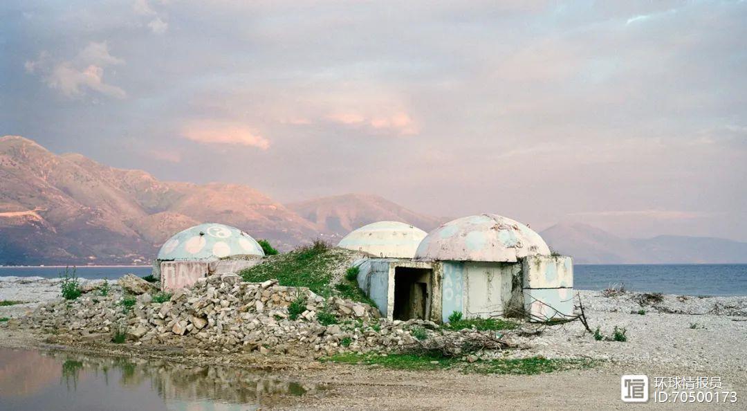“碉堡”了！280万人的阿尔巴尼亚，为何修了17万座碉堡？