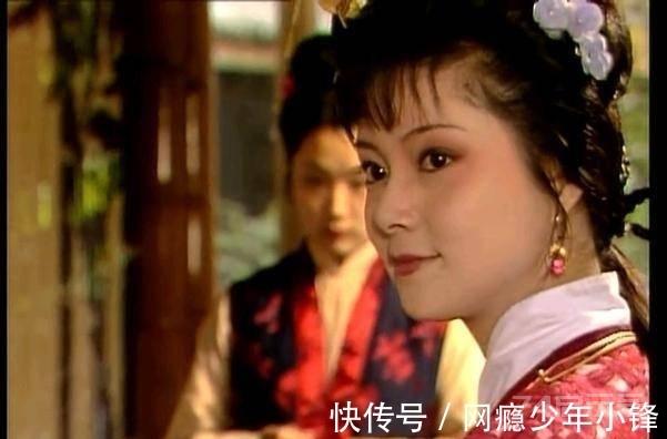 《红楼梦》：薛宝钗向李纨辞行，尤氏为何会同李纨相视一笑？