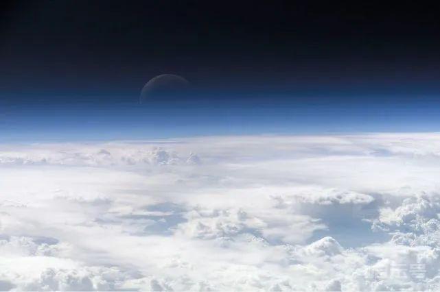 地球的大气层是如何演变的？