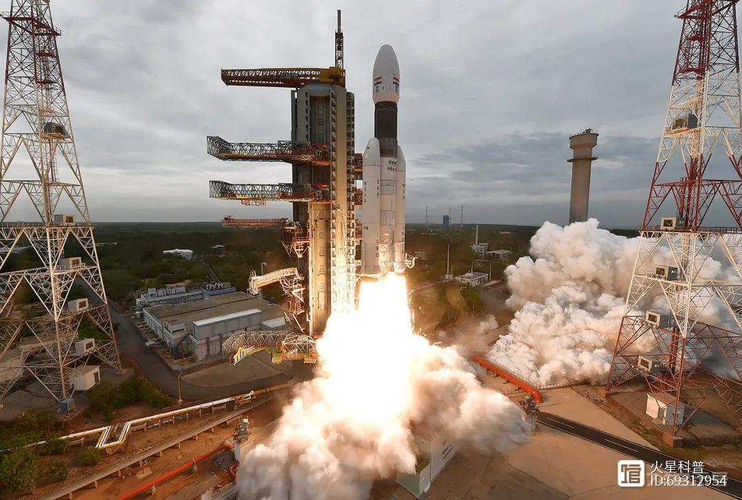 印度新火箭首飞失败，末级只工作0.1秒！2024年冲击载人航天蒙上阴影