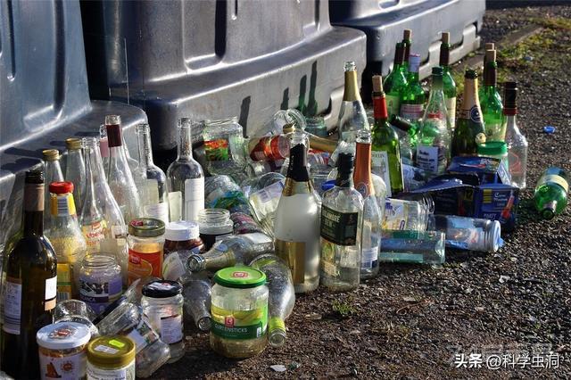 研究发现：玻璃瓶的危害是塑料瓶的4倍，专家建议强制回收