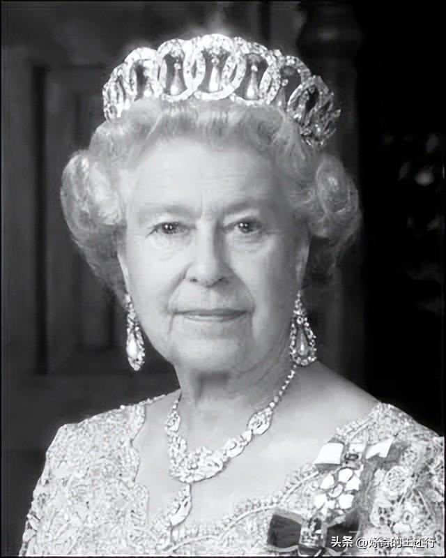 英国女王的传奇一生
