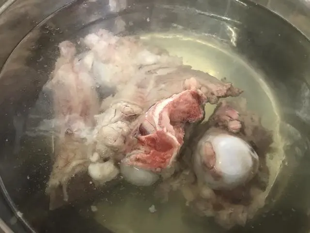 大骨汤的做法视频_牦牛大骨汤的做法_大骨汤的做法