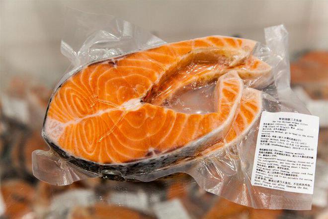 颠覆认知！美国研究：每天吃一两鱼肉或增加癌症风险，鱼还能吃吗