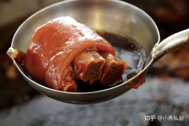 隆江猪脚饭，好吃的猪脚原来是这么做出来的，揭秘你不知道的事