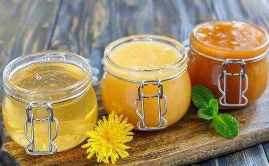 蜂蜜水什么时候喝_喝蜂蜜白萝卜水有什么好处_喝蜂蜜生姜水会长胖吗