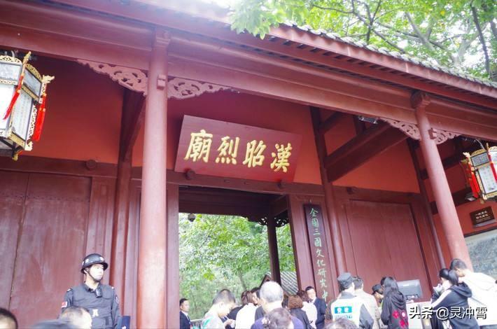 生辰八字与五行_生辰八字算命五行缺什么_五行生辰八字算命老黄历