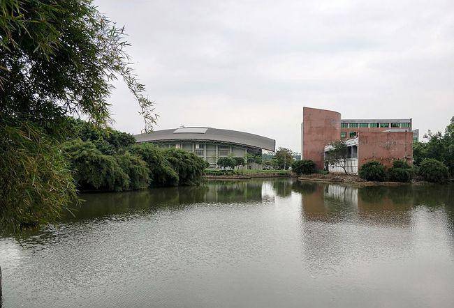 深圳大学灵异事件：一山一湖一庙是怎么回事