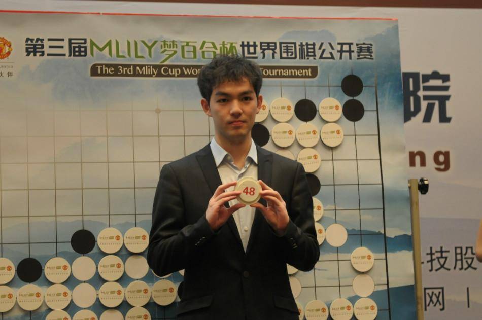 谁为中国围棋赢得22年世界赛最为重要的一胜？柯洁、王星昊还是？