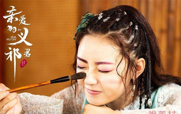 张悦楠的男朋友是谁 个人资料背景被扒疑为富家千金