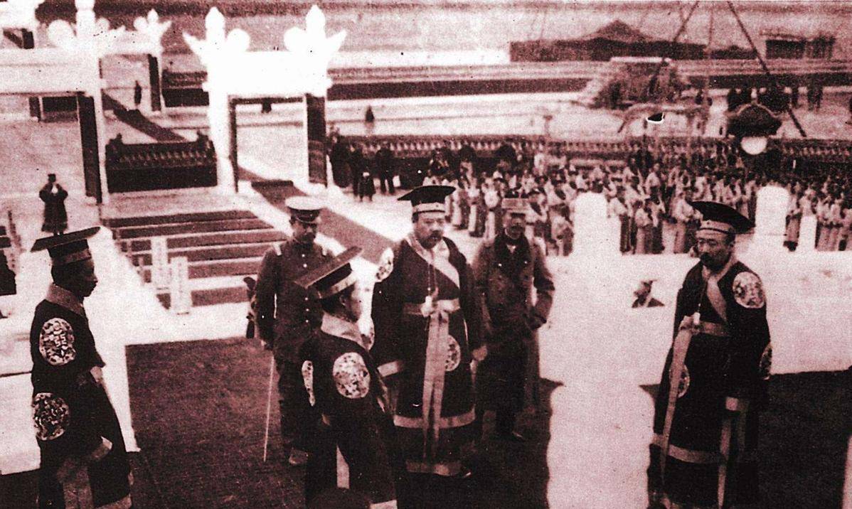 中国历史上十大罪人，对历史走向造成灾难性打击，于民族大义不顾