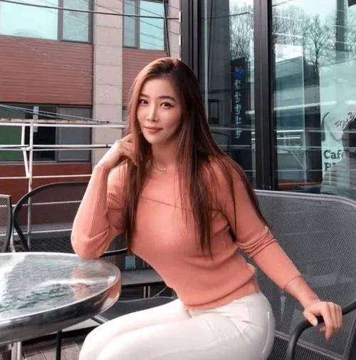 遭遇婚内出轨的几位女士，看看她们的经历以及怎么挺过去的
