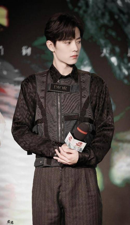 肖战双曲荣登“QQ音乐”！特殊“成就”看哭粉丝，正能量终被关爱