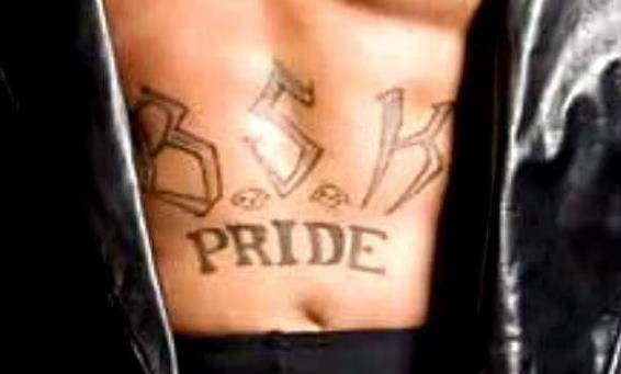 佩奇用纹身纪念前男友，原来WWE这些人身上的纹身都有特殊含义