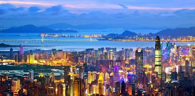 共和国的4个儿子：一个留洋气息很重，一个居民的优越感很强！