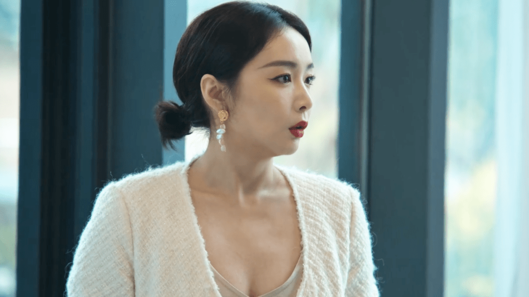 陈书婷能火向全国，是因为她身上，有满足中国人审美的5种女人味