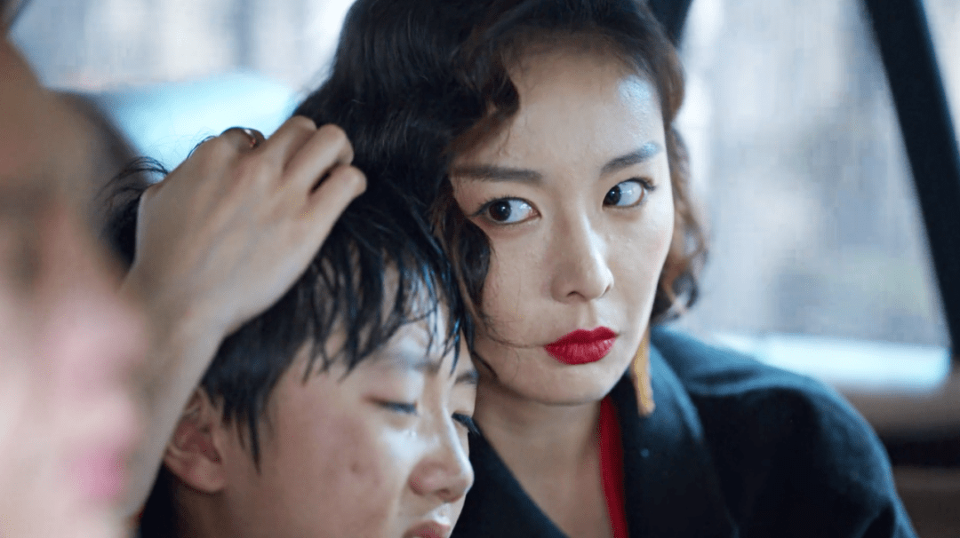 陈书婷能火向全国，是因为她身上，有满足中国人审美的5种女人味