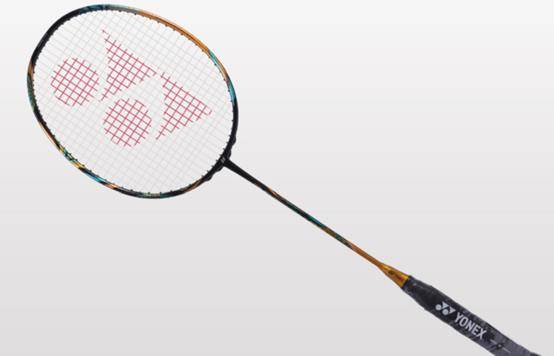 尤尼克斯进攻型羽毛球拍推荐，这6款尤尼克斯羽毛球拍你是否用过