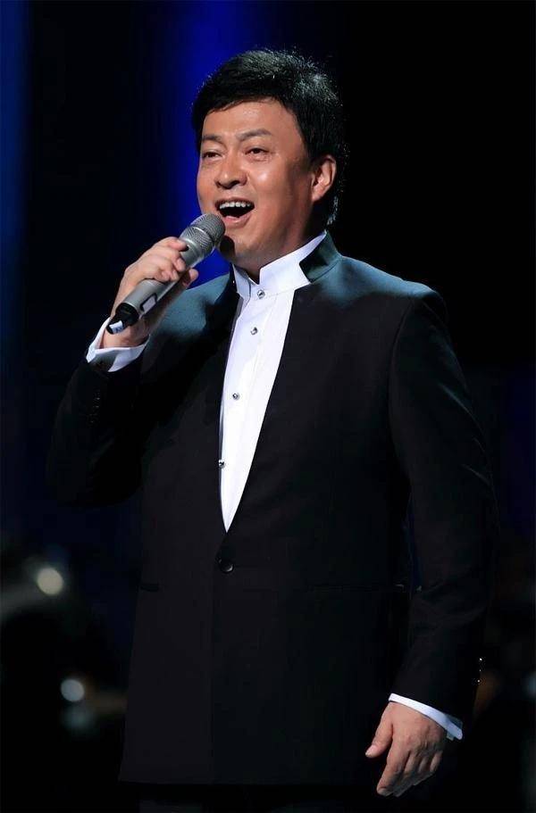 歌唱家吕继宏：63岁未婚无儿无女，却和不婚不育的张也在一起21年