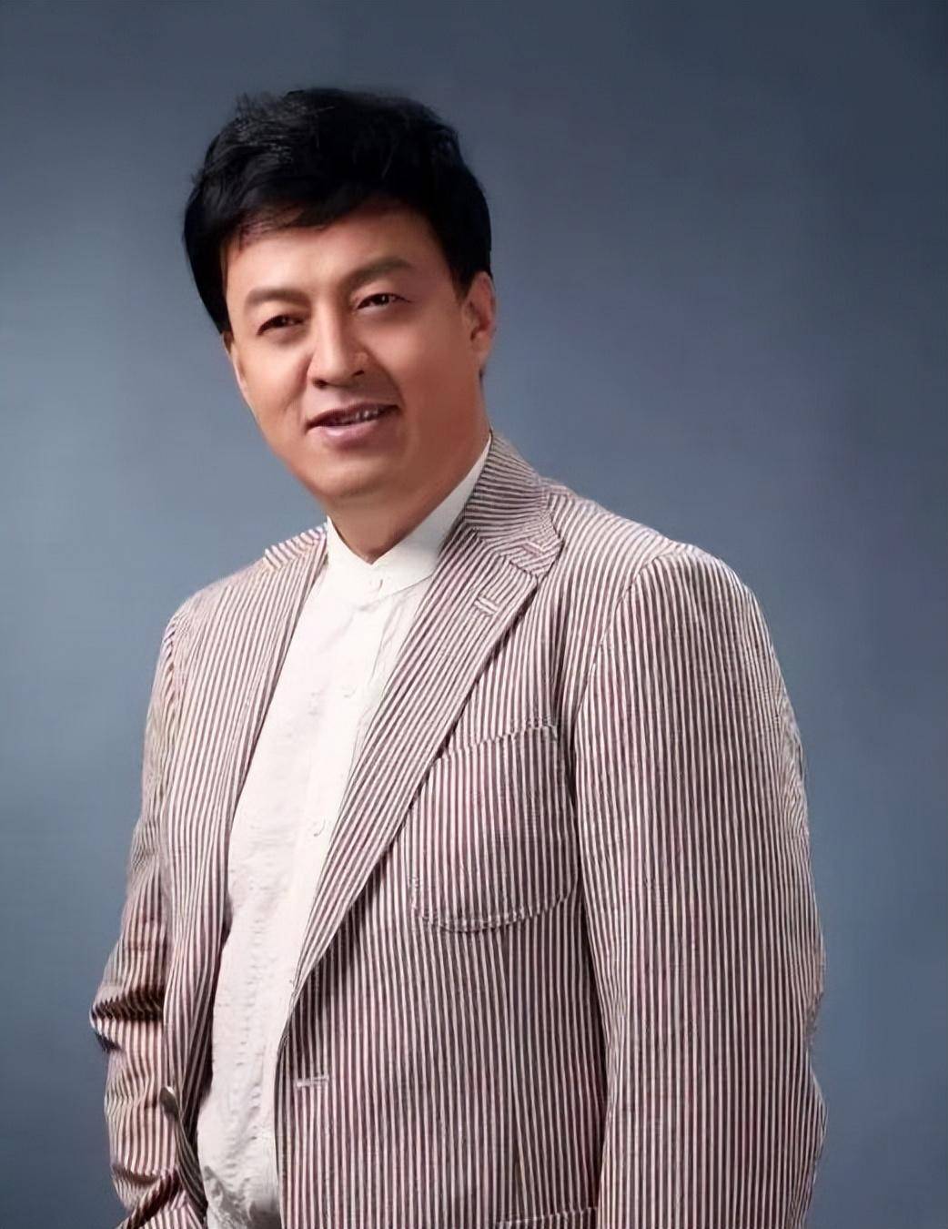 歌唱家吕继宏：63岁未婚无儿无女，却和不婚不育的张也在一起21年