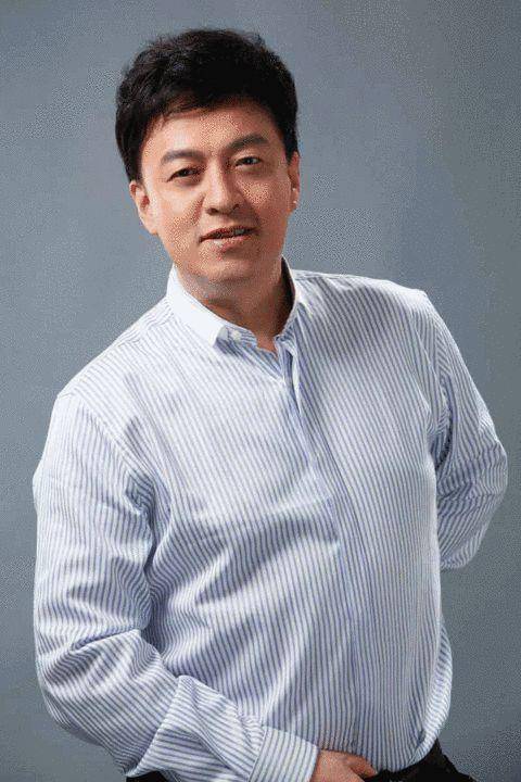 歌唱家吕继宏：63岁未婚无儿无女，却和不婚不育的张也在一起21年