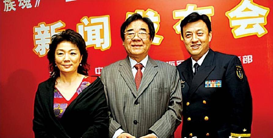 歌唱家吕继宏：63岁未婚无儿无女，却和不婚不育的张也在一起21年