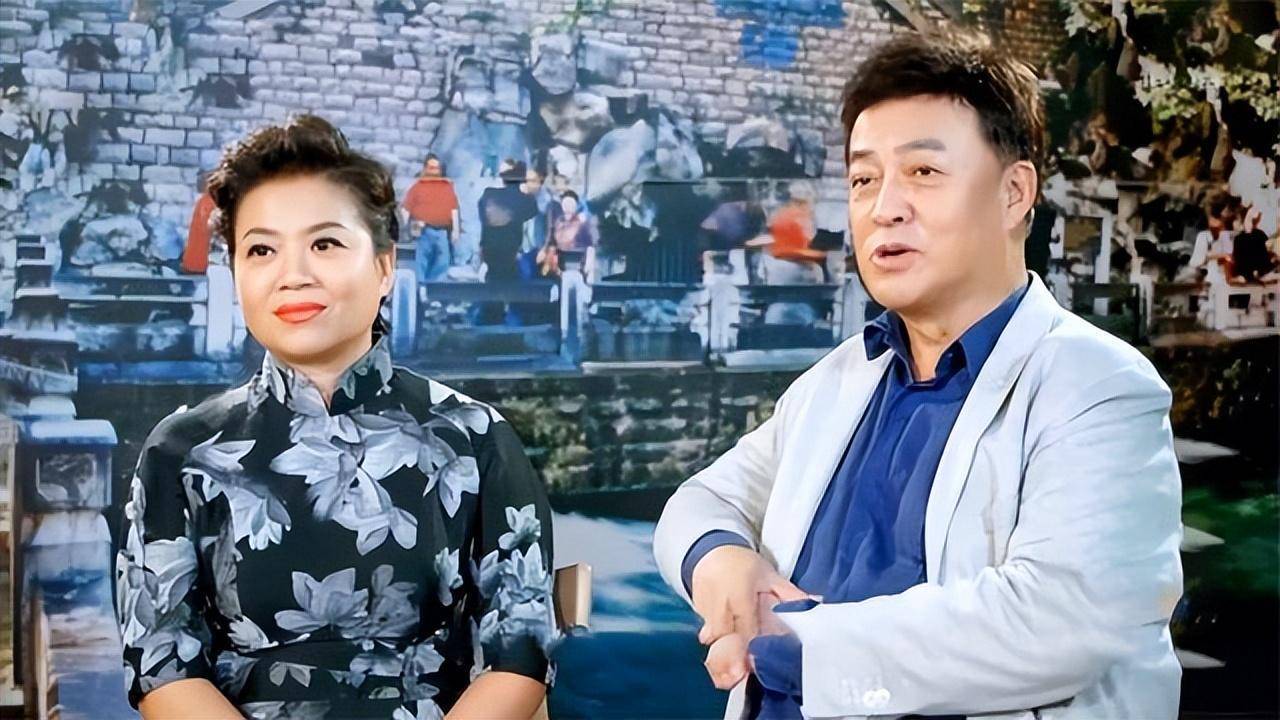 歌唱家吕继宏：63岁未婚无儿无女，却和不婚不育的张也在一起21年
