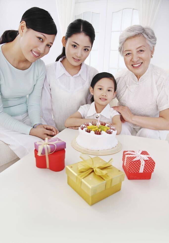 送70岁左右老人生日礼物什么比较好？