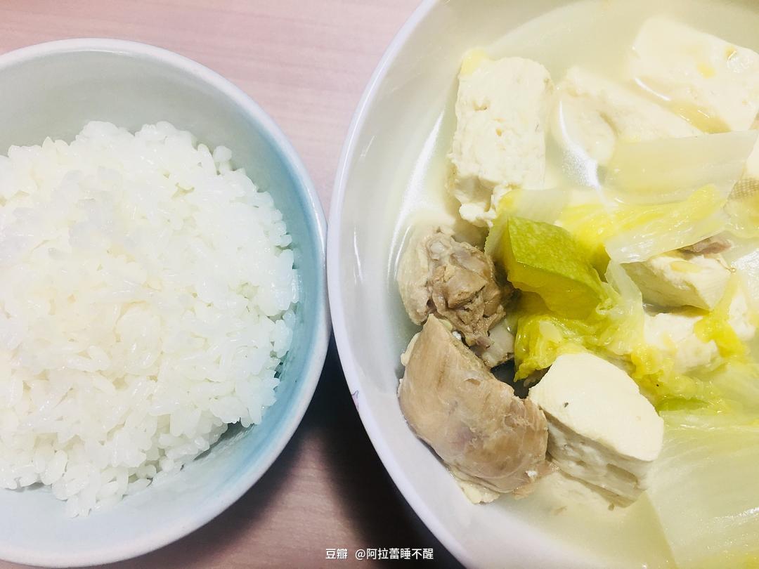 豆腐脑的热量_白菜豆腐炖粉条热量_兰花豆腐干的热量