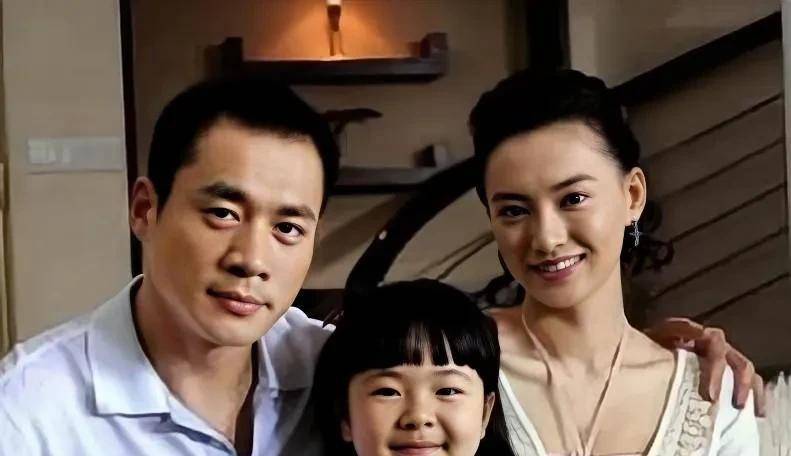 丁海峰到美国，锯树劈柴让老婆拉回家，所住房子大的像工厂车间