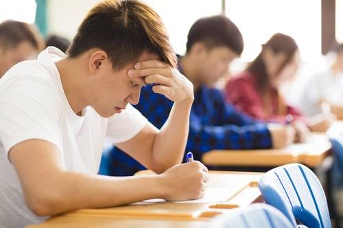 日本读语言学校一年多少钱