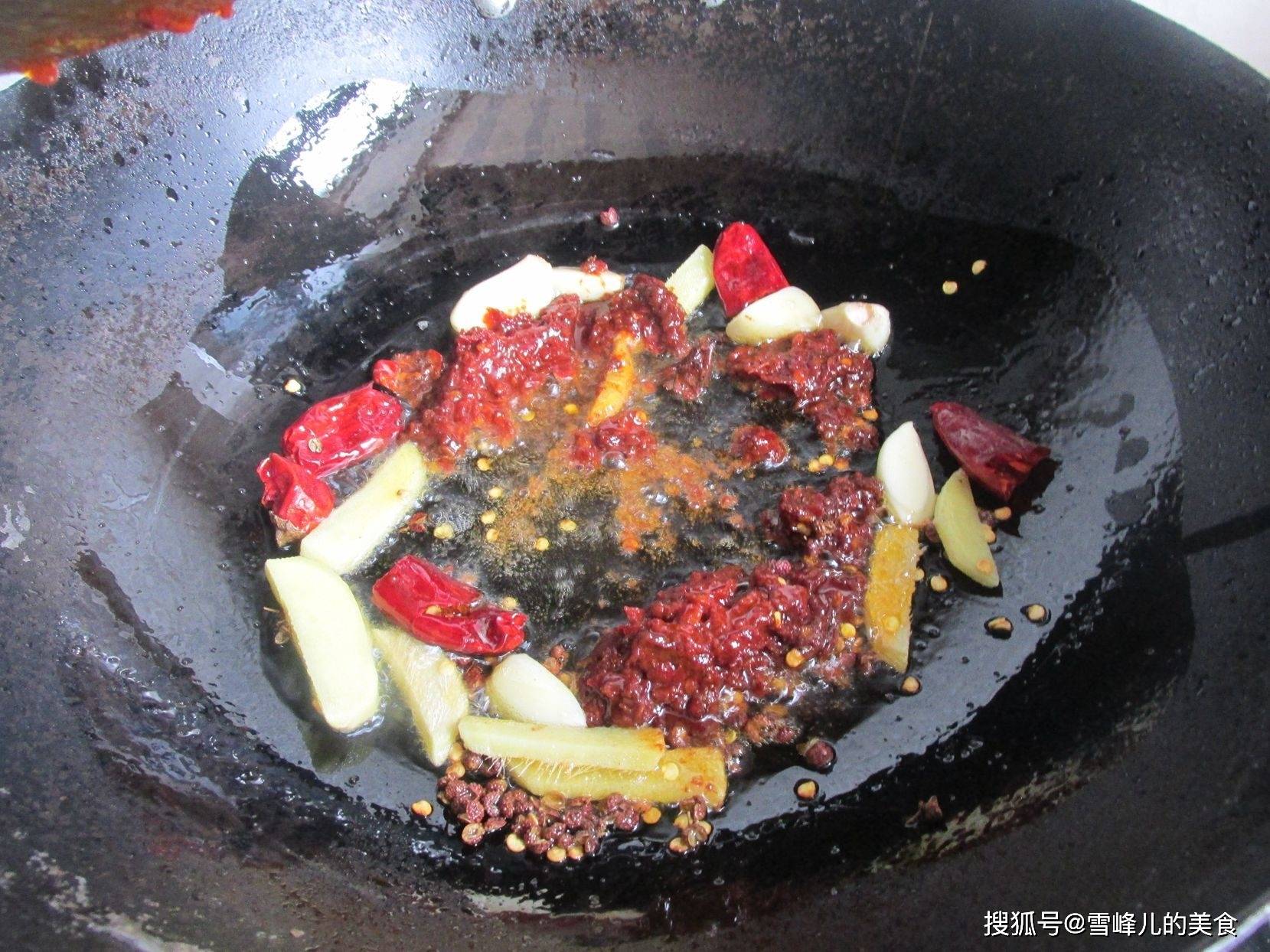 吃鸡吃鸭不如吃它，这样简单做一盆鲜美喷香特下饭，全家老小都爱吃！