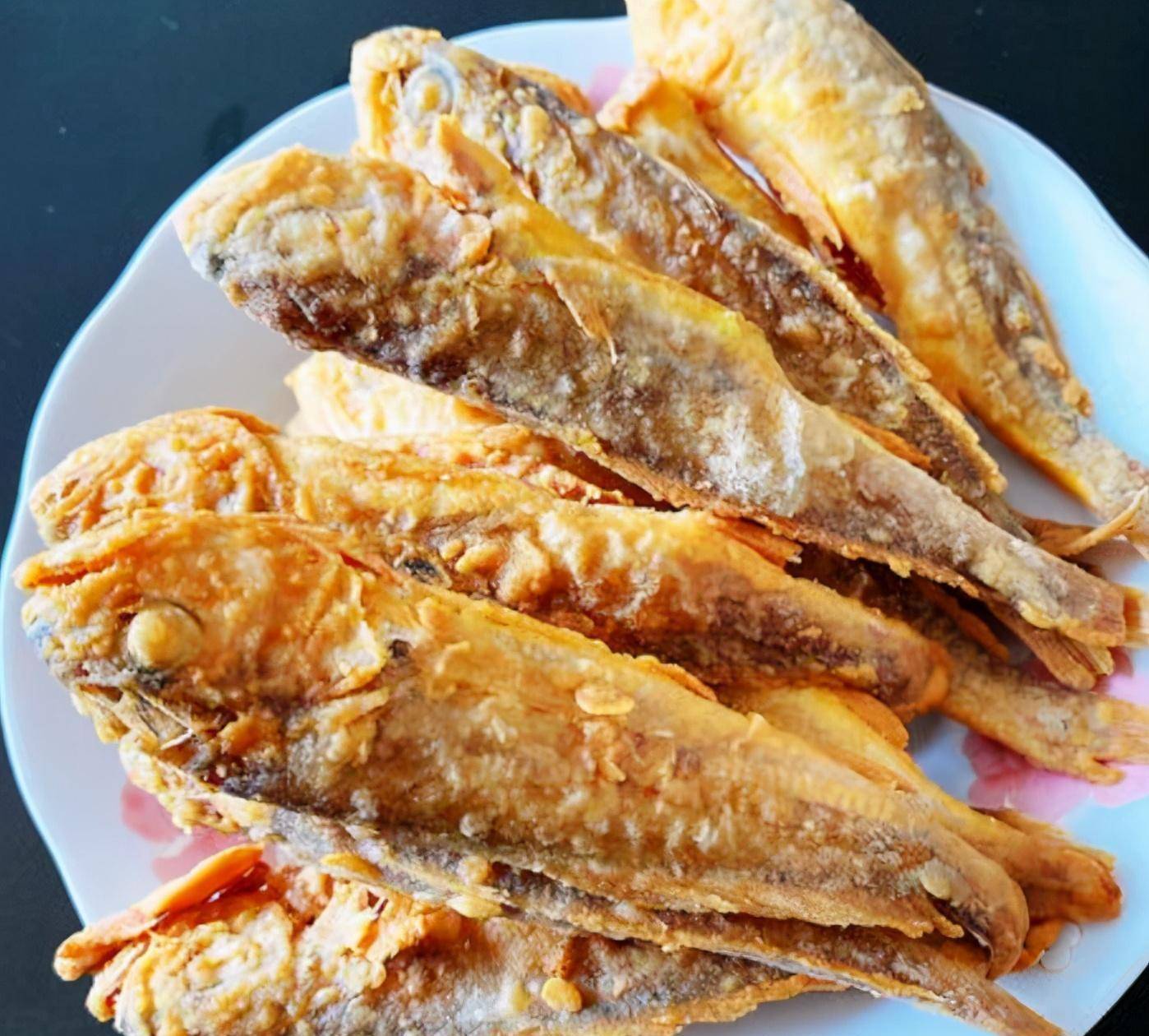 教你做炸鱼，记住正确做法，不腥不碎鱼肉鲜嫩