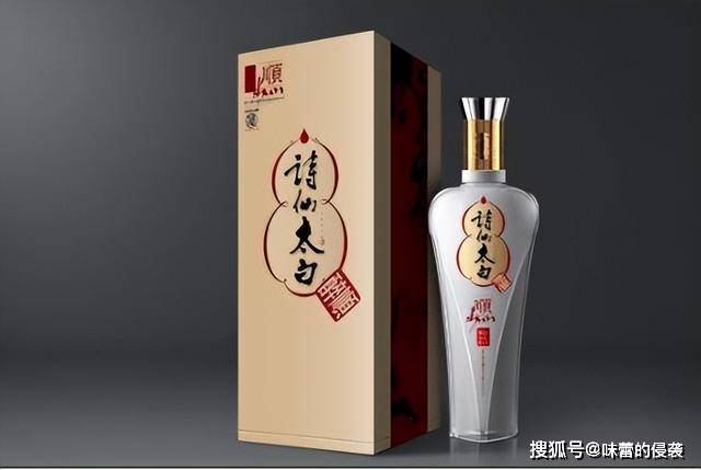 国庆去新疆旅游，别只喝大乌苏，“新疆茅台”伊力特建议了解下