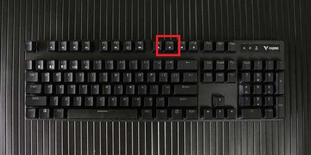 电脑f1到f12的功能键怎么启用