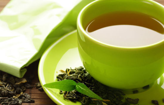 吃这些蔬菜水果能缓解黑眼圈