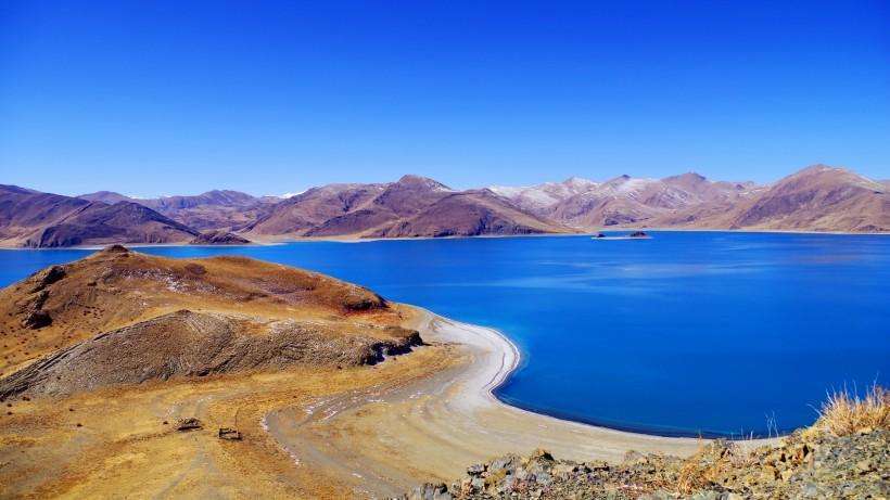 西藏的天然水库拥有8亿多斤鱼，为什么却没人敢打捞？看完直冒汗