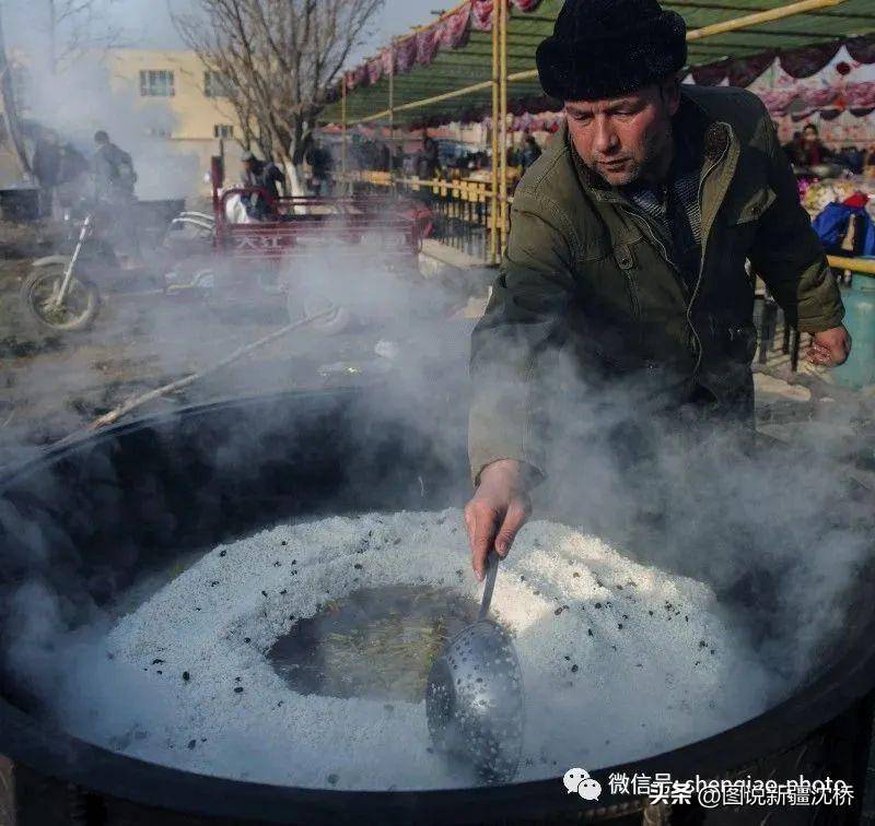 抓饭，江南的稻米新疆的羊肉融合成美味佳肴