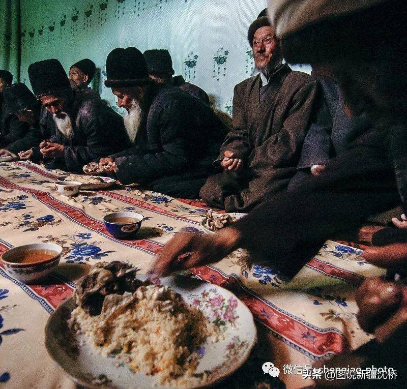 抓饭，江南的稻米新疆的羊肉融合成美味佳肴